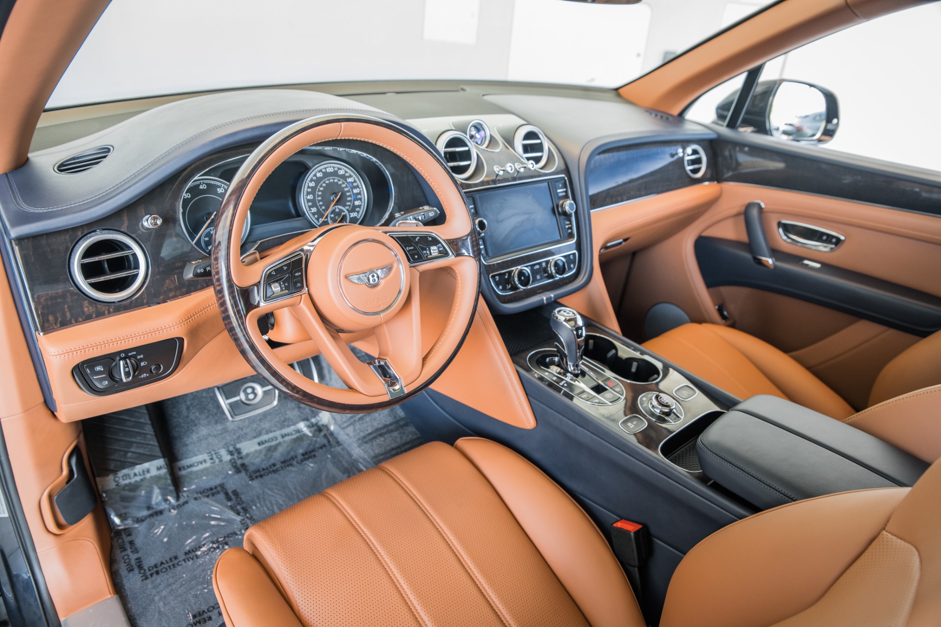 Used-2019-Bentley-BENTAYGA-V8