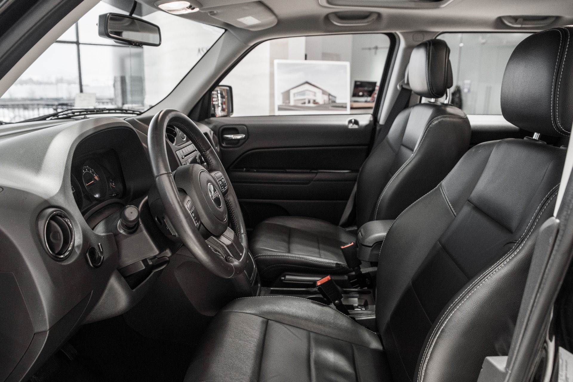2014 Jeep Patriot Specs, Price, MPG & Reviews | Cars.com