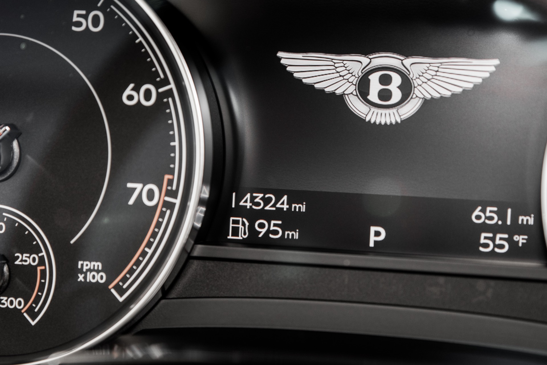 Used-2020-Bentley-Bentayga