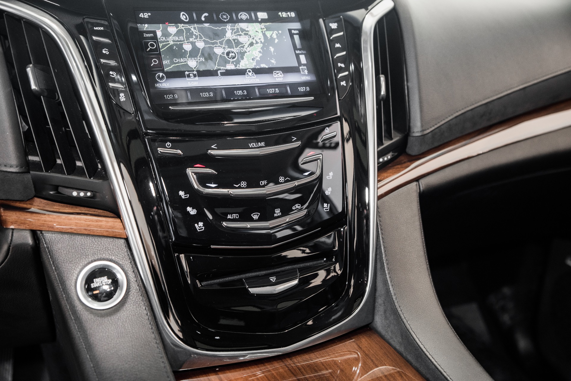 Used-2017-Cadillac-Escalade-Premium-Luxury
