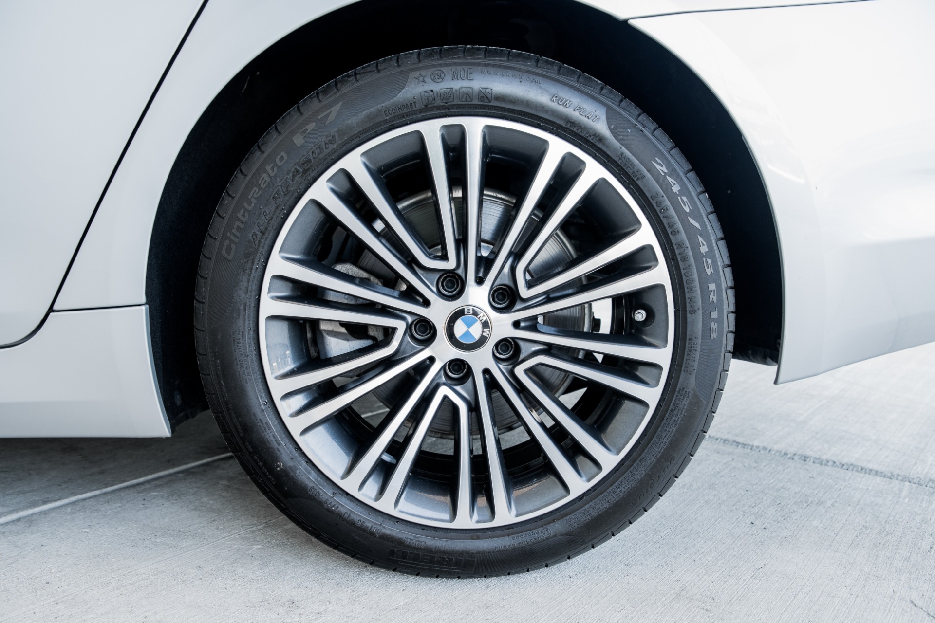 Used-2019-BMW-5-Series-530i-xDrive