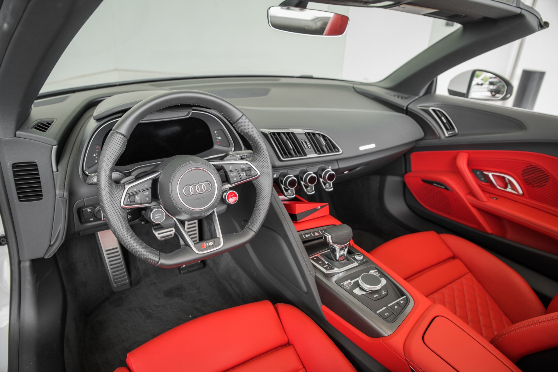 Wallpaper : car interior, sports car, Audi R8, coupe, wheel, supercar, land  vehicle, automotive design, automotive exterior, automobile make, luxury  vehicle, family car, executive car 1366x768 - defurious - 201788 - HD  Wallpapers - WallHere