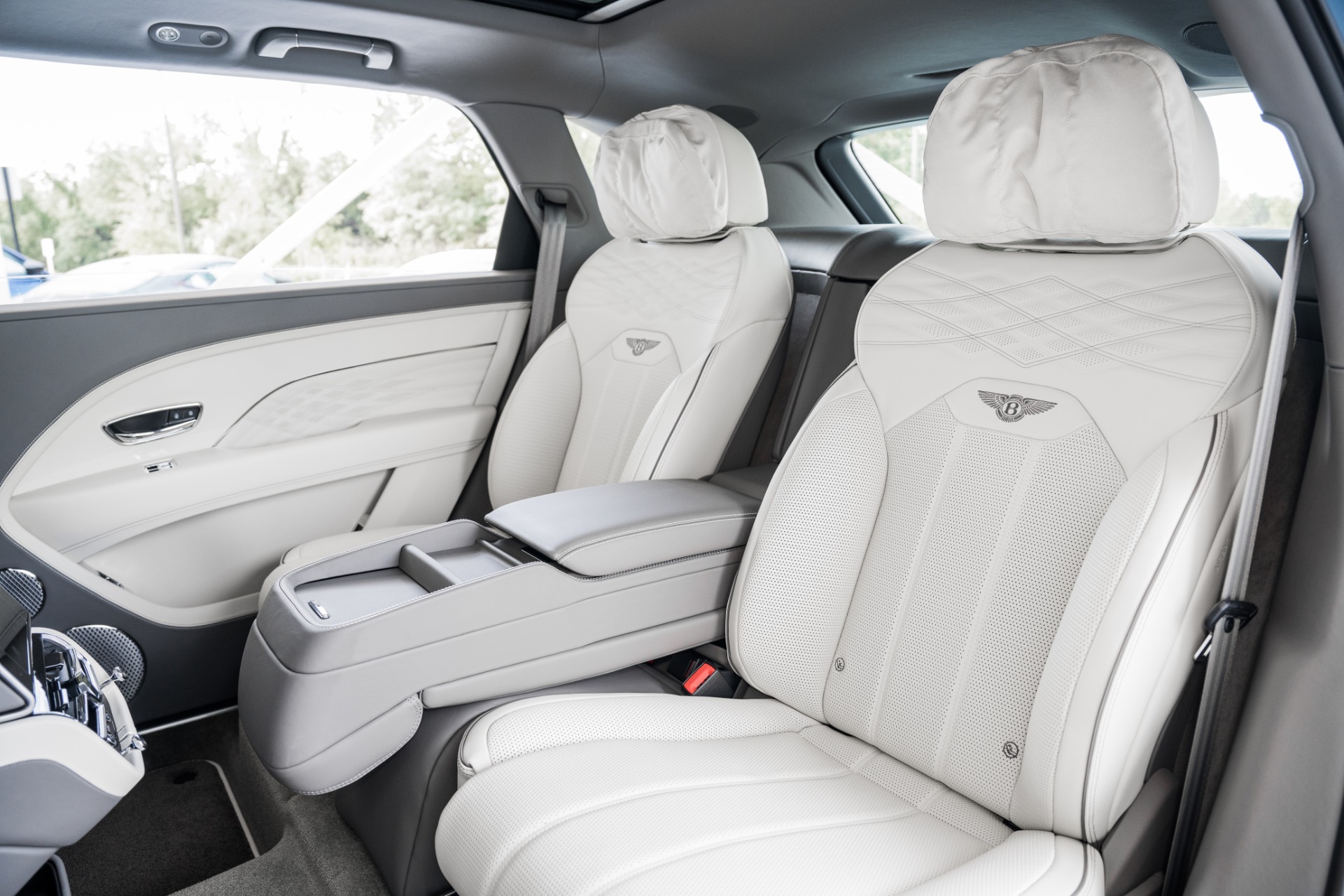 Used 2023 Bentley BENTAYGA EWB AZURE V8 For Sale (Sold Used 2023 Bentley BENTAYGA EWB AZURE V8 For Sale (Sold