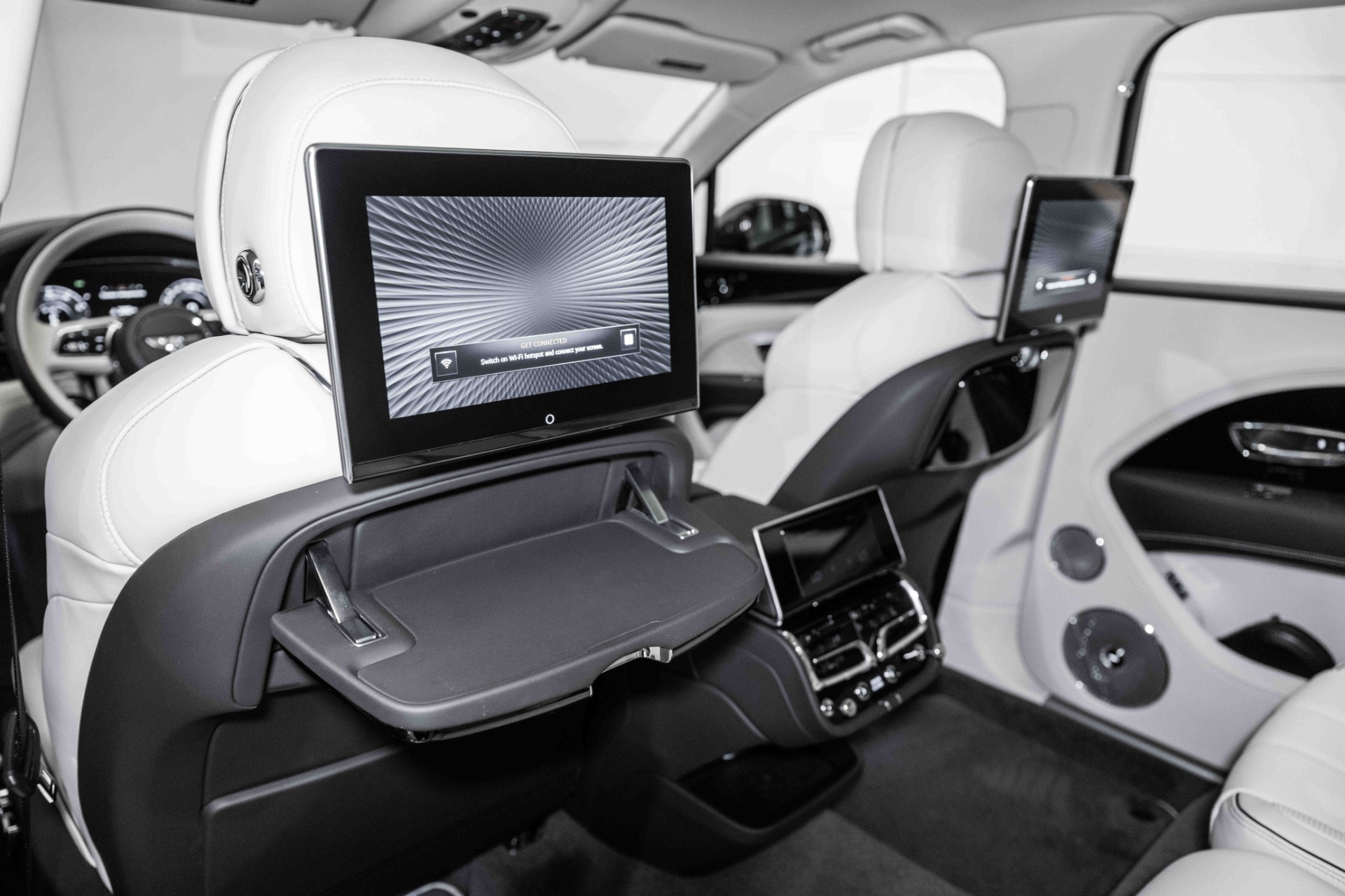 New 2024 Bentley Bentayga EWB Azure V8 For Sale | Bentley