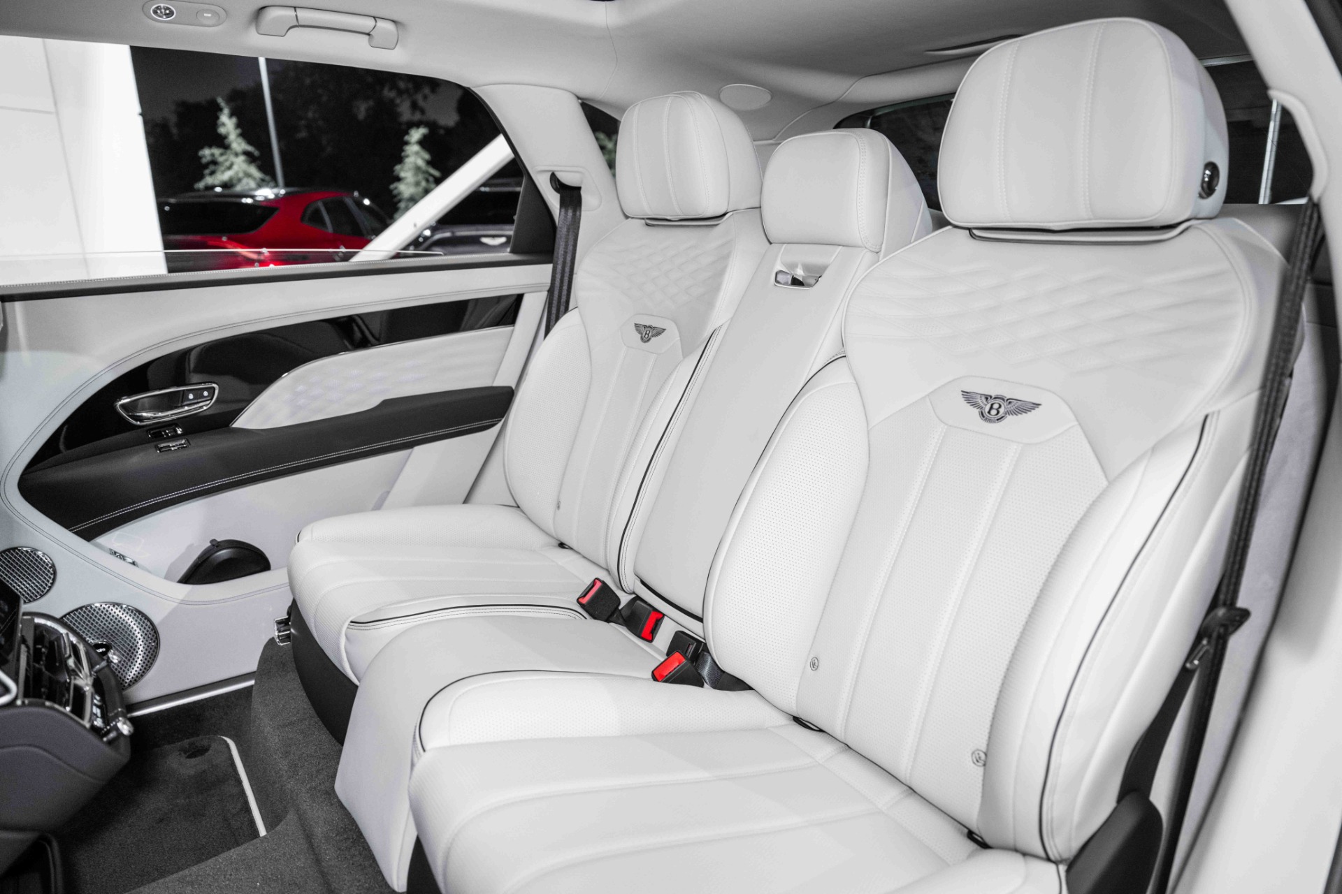 New 2024 Bentley Bentayga EWB Azure V8 For Sale ($1,195) | Bentley