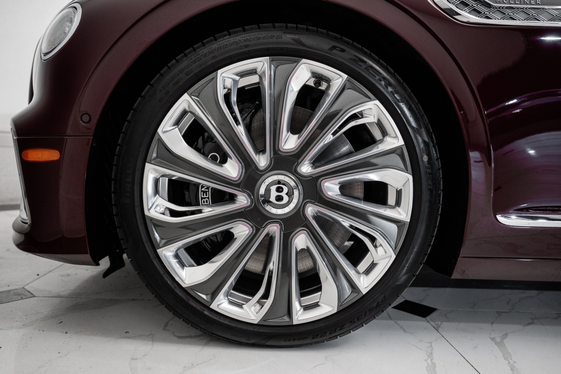 特価商品  2025 New BENTLEY (Sold Sale For MULLINER SPUR FLYING その他