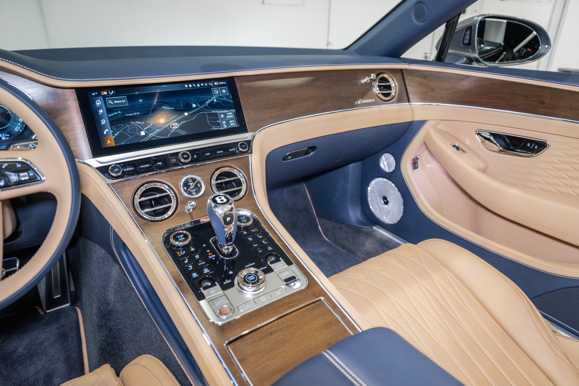 2026 Bentley Continental GTC Azure - Photo 25