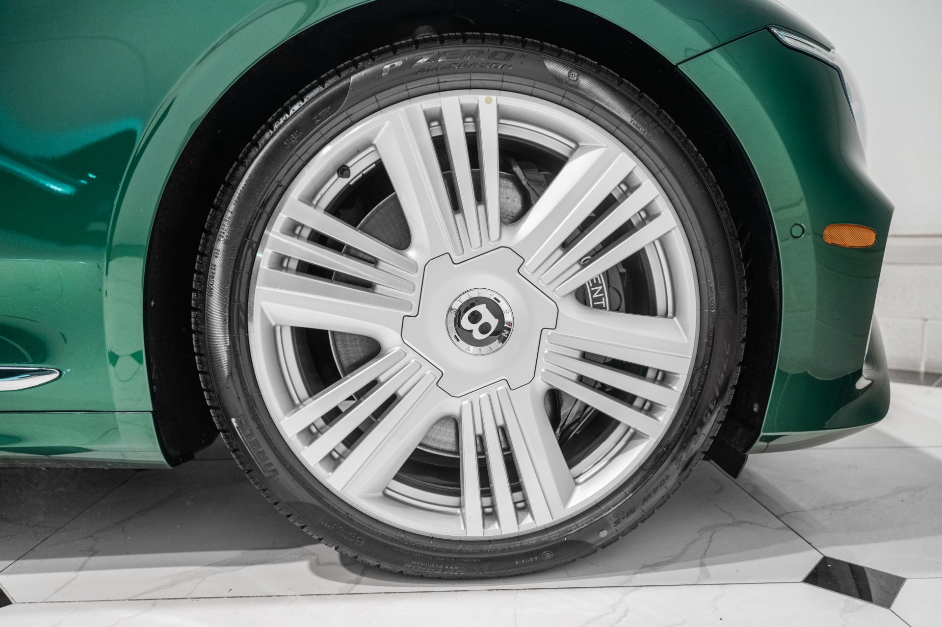 2026 Bentley Continental GT Azure - Photo 17