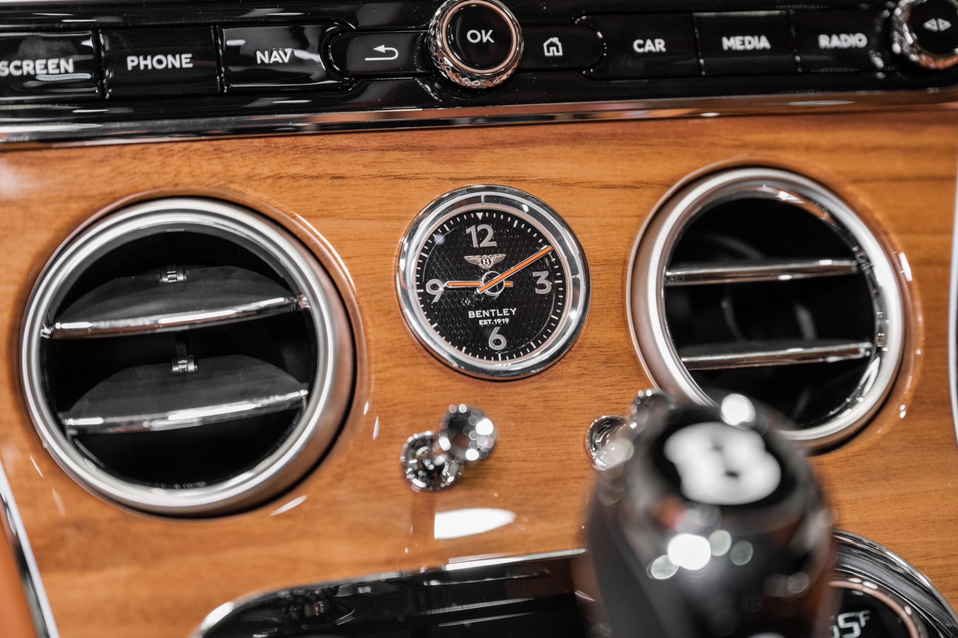 2026 Bentley Continental GT Azure - Photo 34