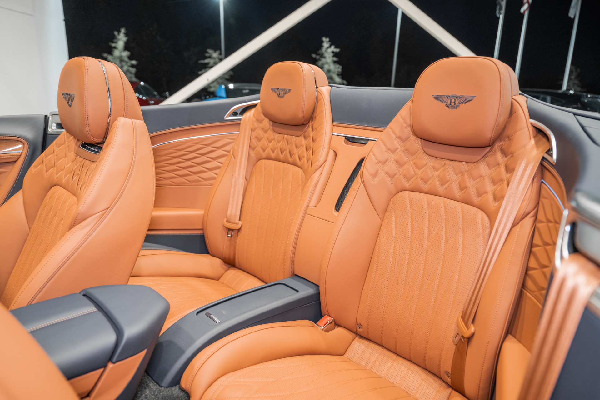 2026 Bentley Continental GTC Azure - Photo 22