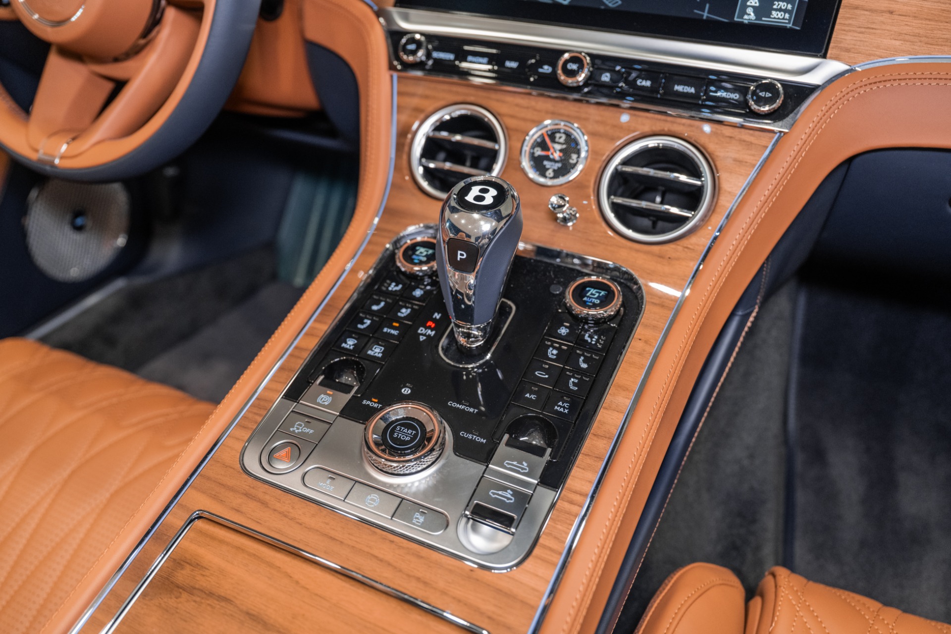 2026 Bentley Continental GTC Azure - Photo 36