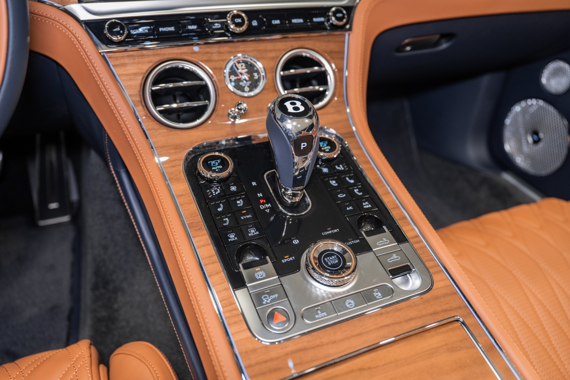 2026 Bentley Continental GTC Azure - Photo 37