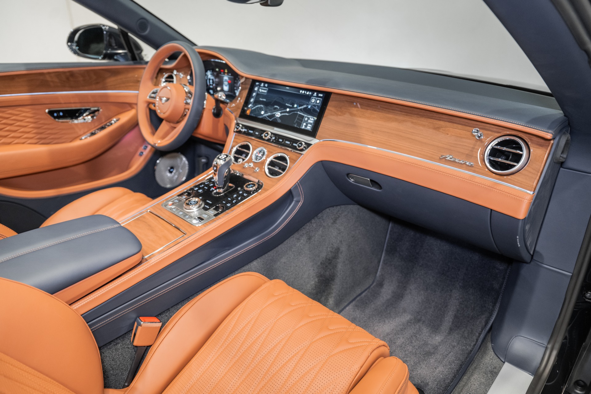 2026 Bentley Continental GTC Azure - Photo 4