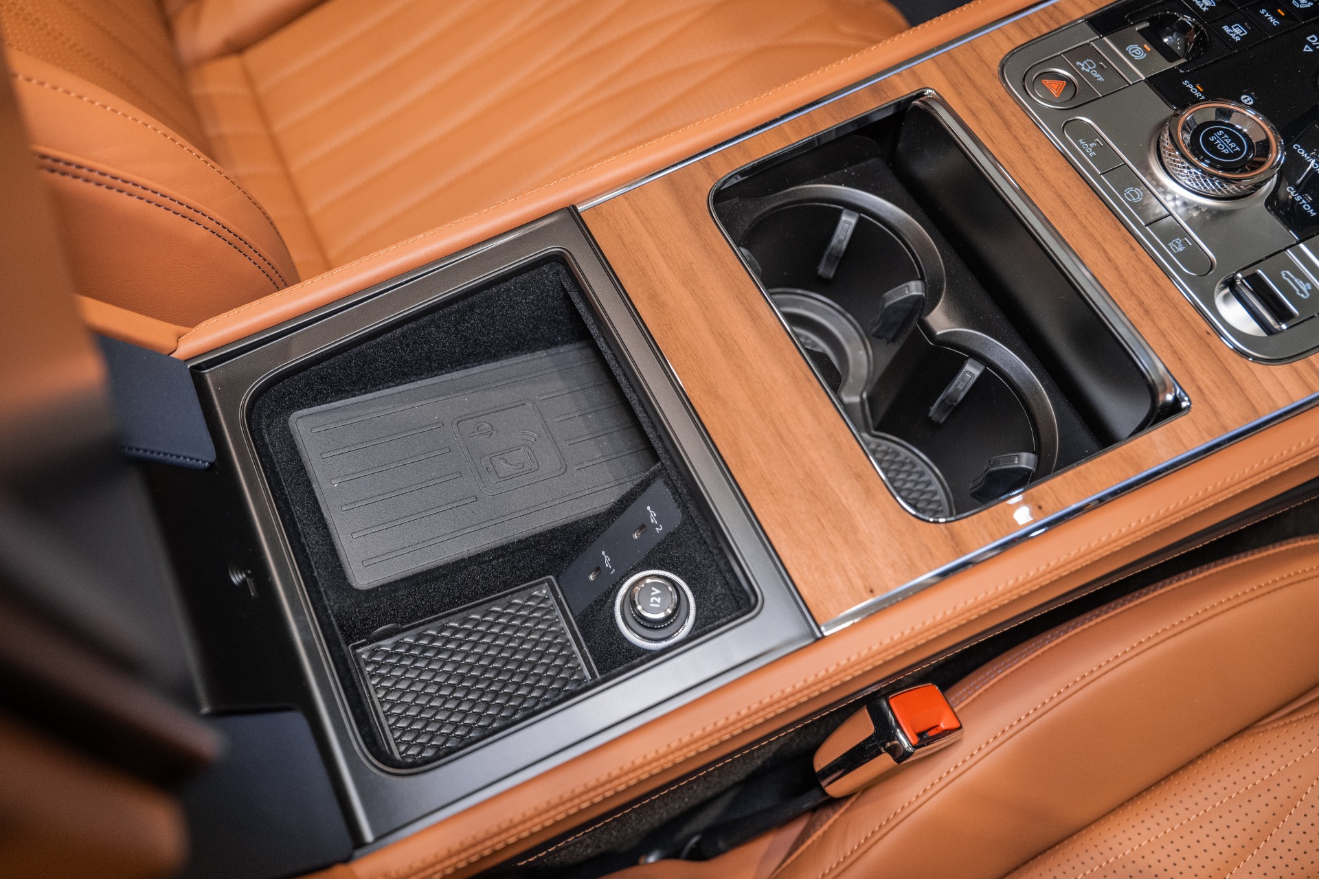 2026 Bentley Continental GTC Azure - Photo 45