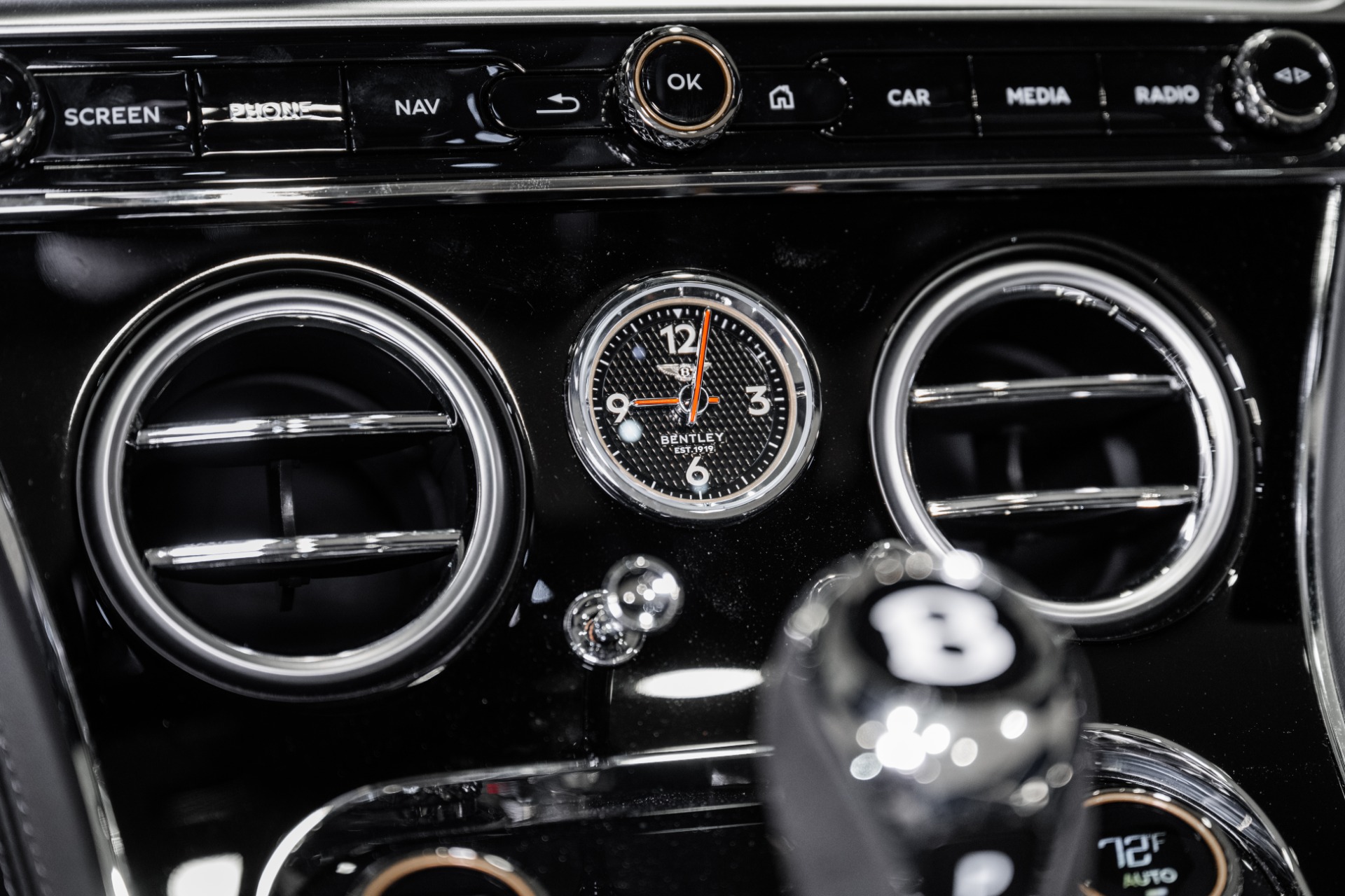2026 Bentley Continental GTC - Photo 34