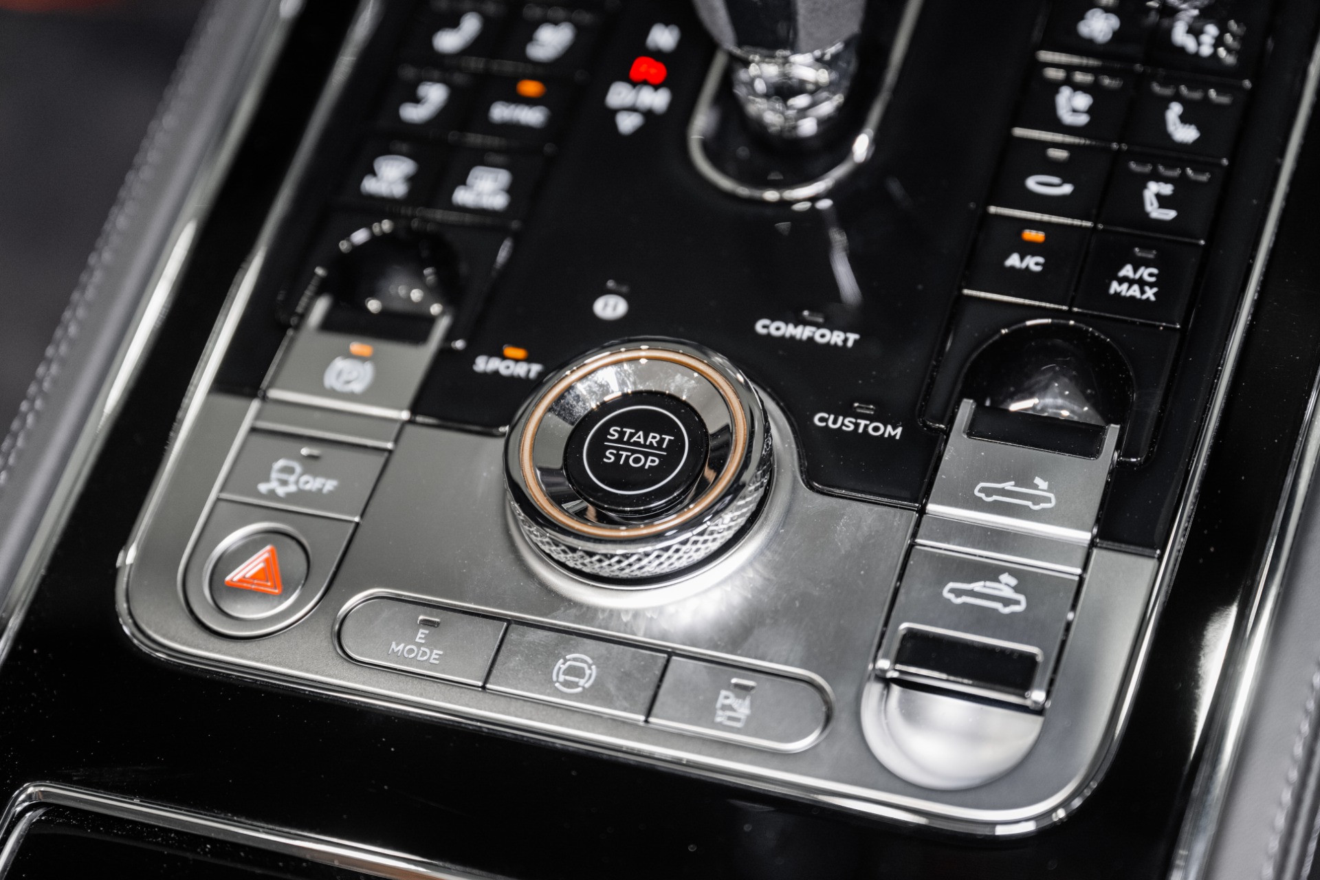 2026 Bentley Continental GTC - Photo 39