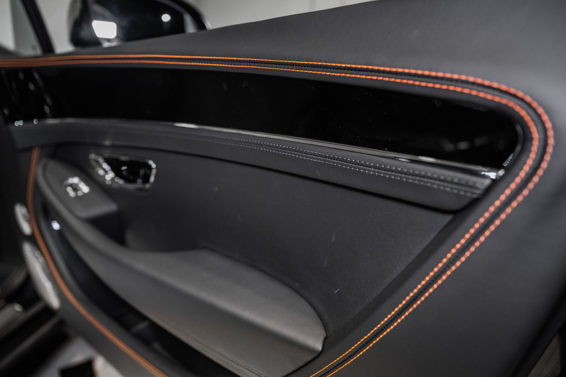 2026 Bentley Continental GTC - Photo 46