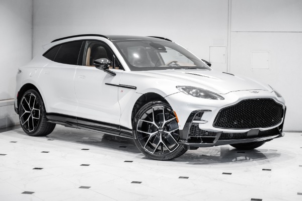 2026 Aston Martin DBX