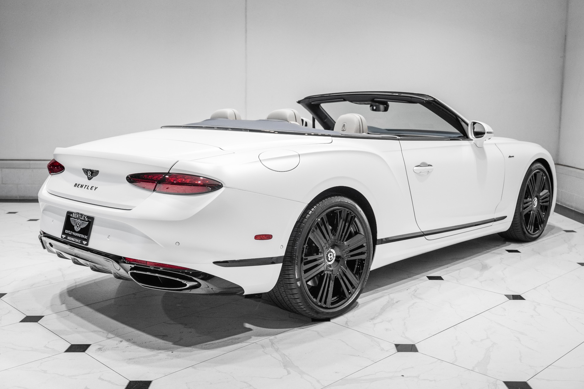 2026 Bentley Continental GTC Azure - Photo 11