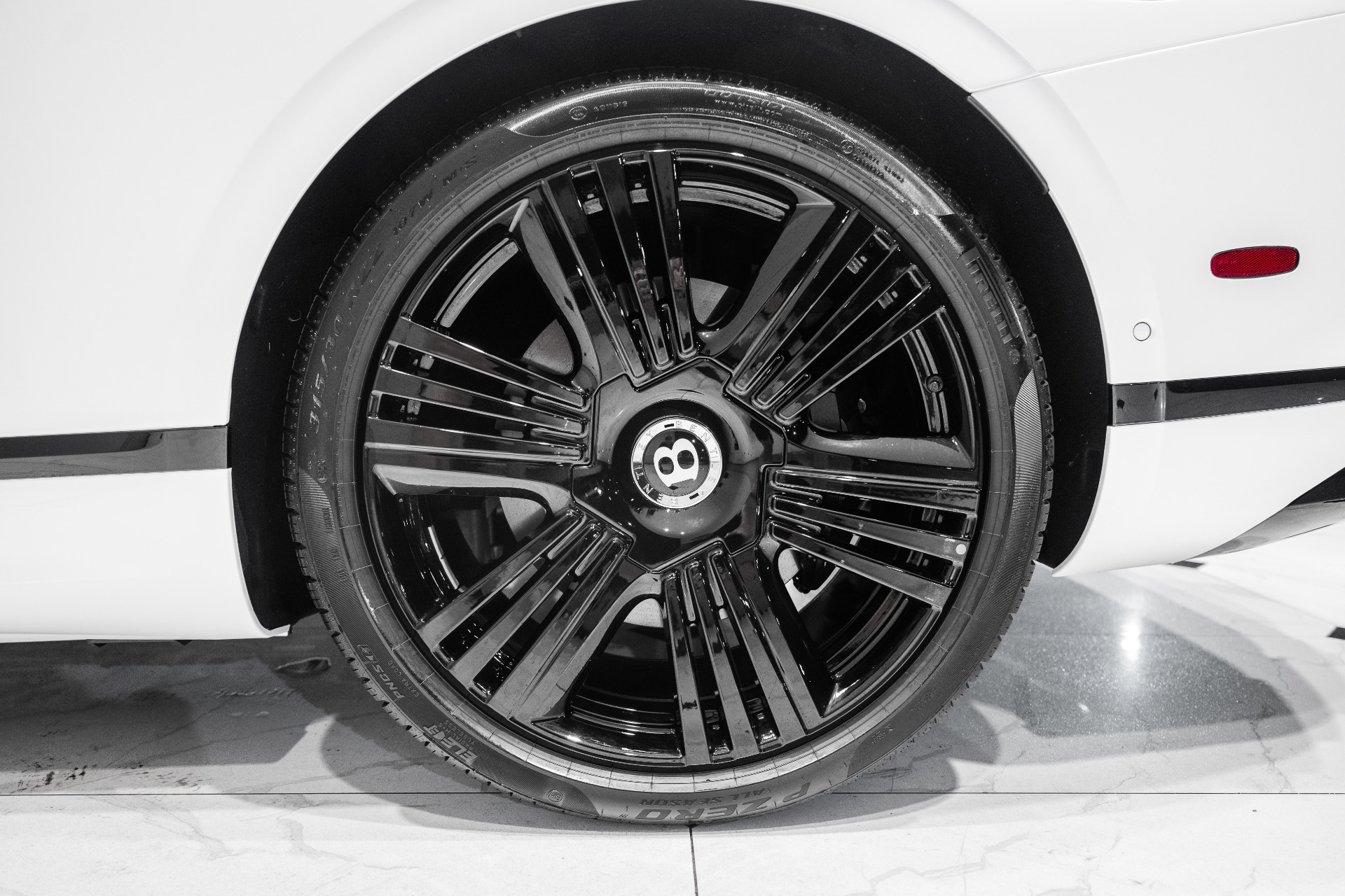 2026 Bentley Continental GTC Azure - Photo 16
