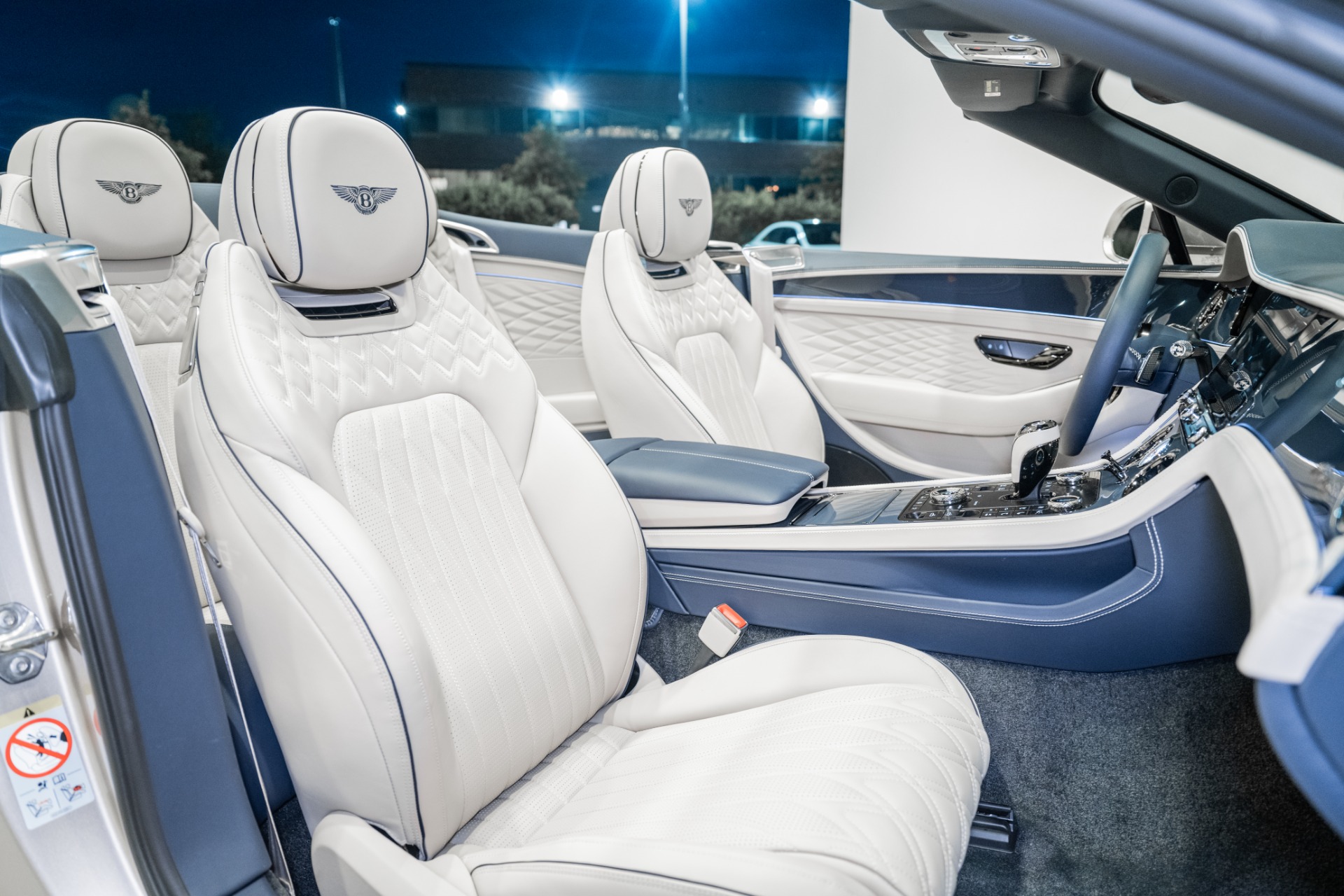2026 Bentley Continental GTC Azure - Photo 23