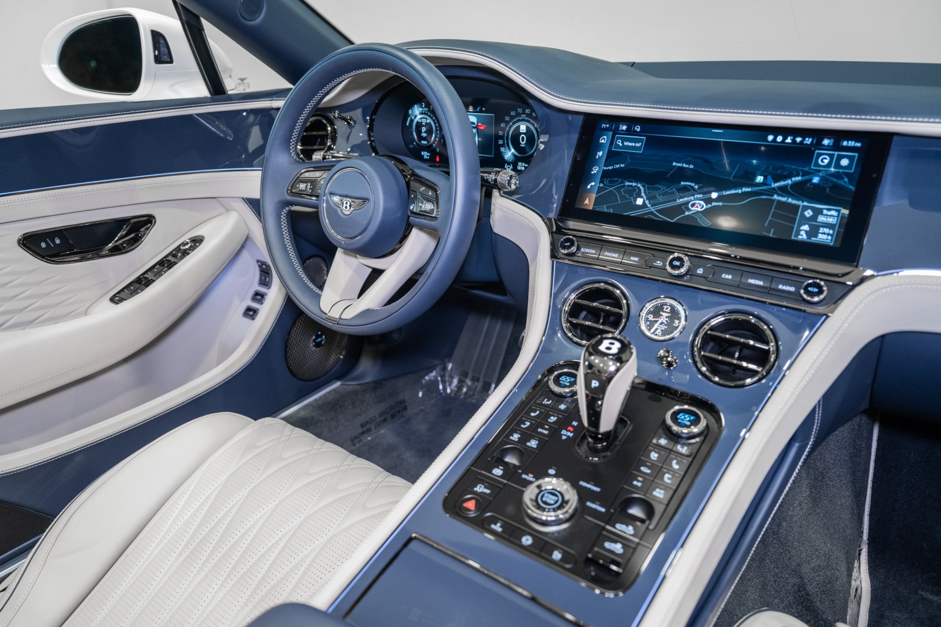 2026 Bentley Continental GTC Azure - Photo 25