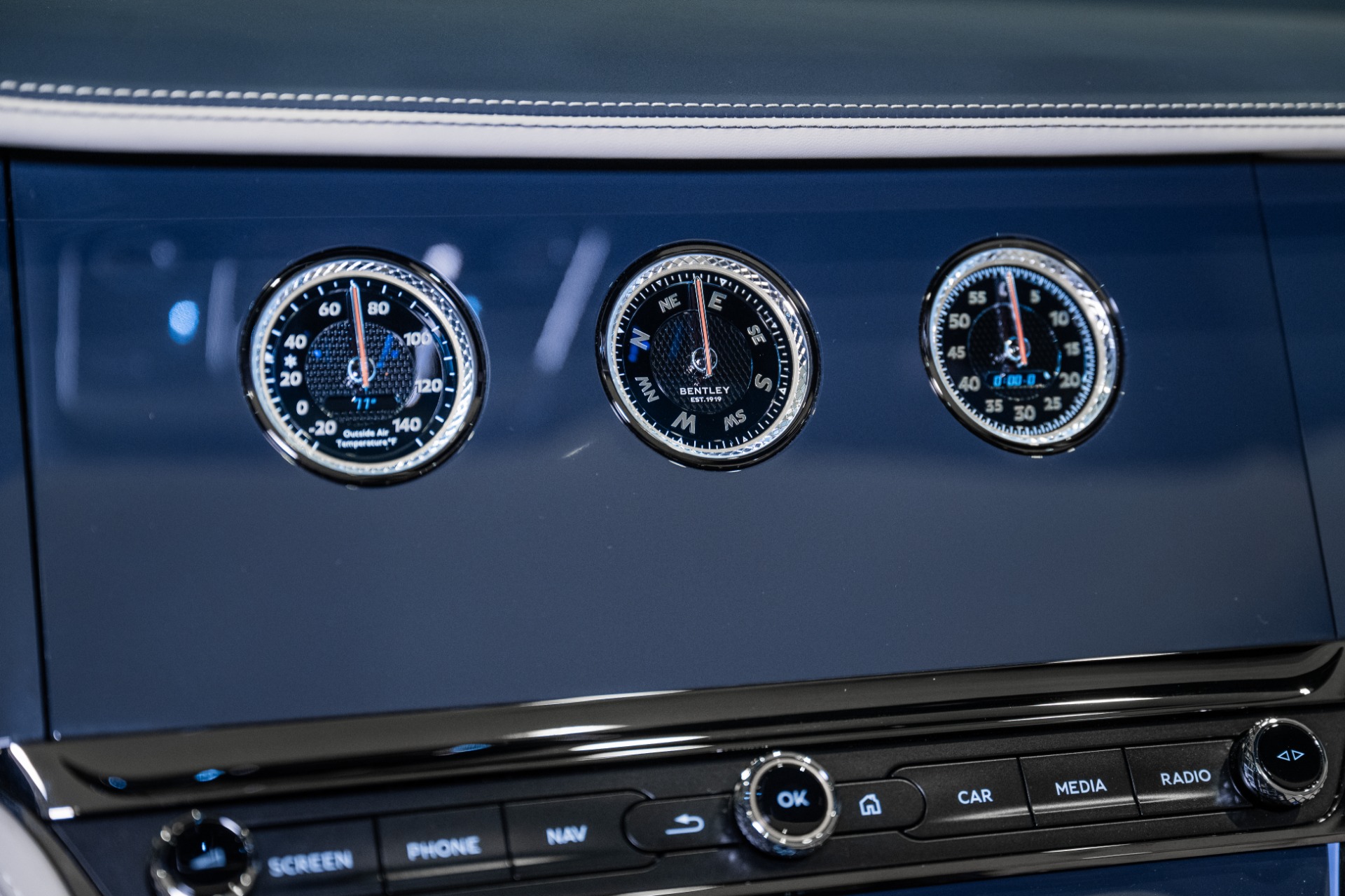 2026 Bentley Continental GTC Azure - Photo 32
