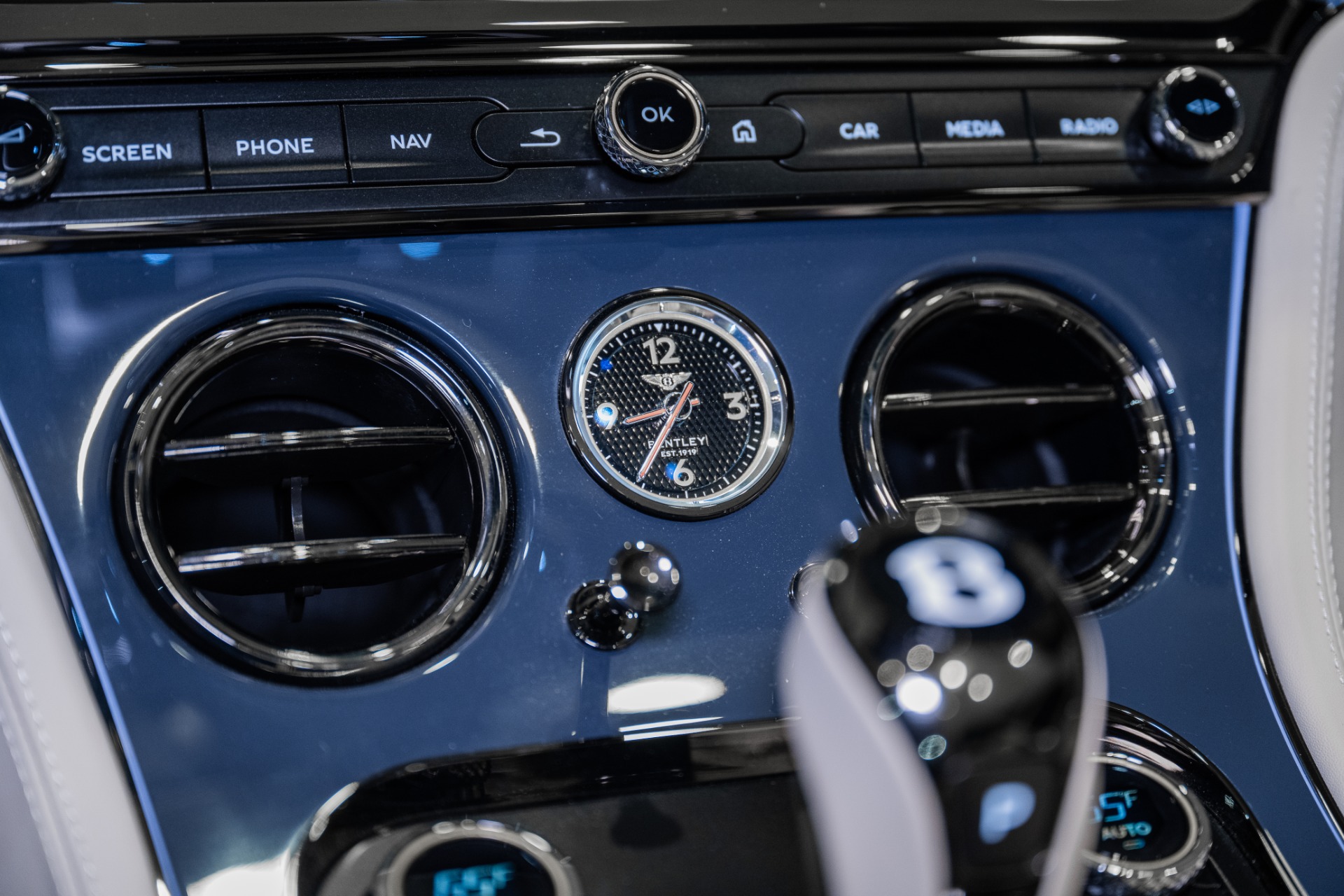 2026 Bentley Continental GTC Azure - Photo 36