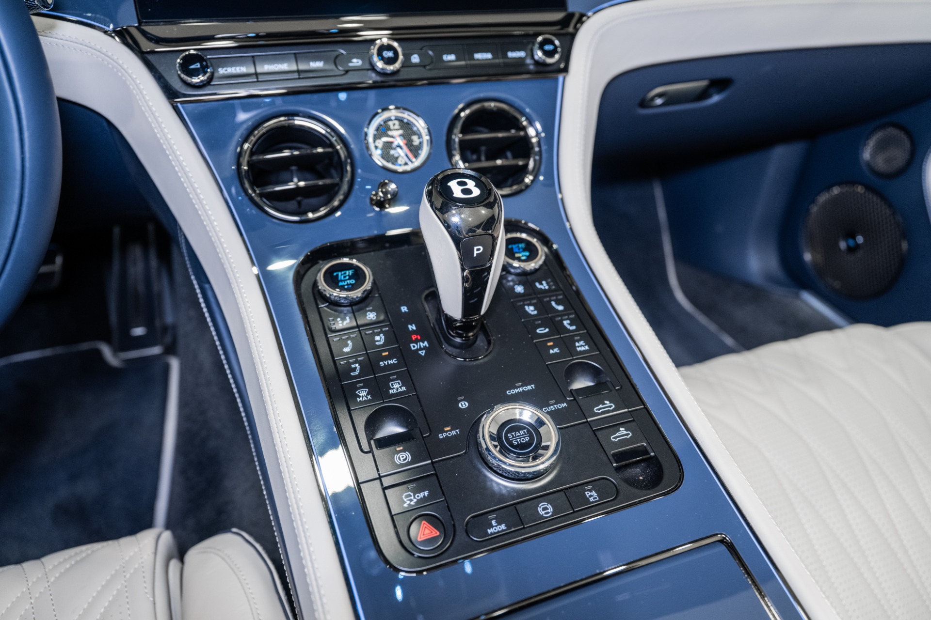 2026 Bentley Continental GTC Azure - Photo 38