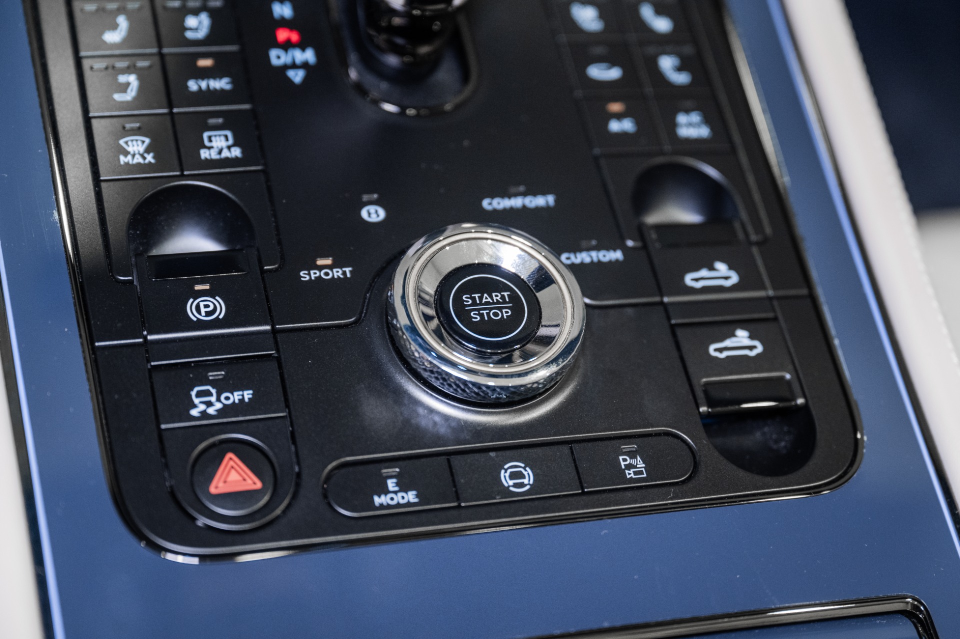 2026 Bentley Continental GTC Azure - Photo 42