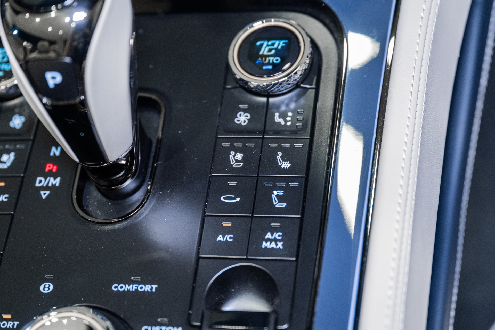 2026 Bentley Continental GTC Azure - Photo 45