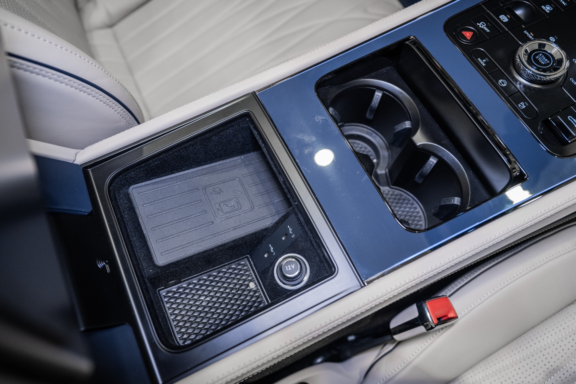 2026 Bentley Continental GTC Azure - Photo 45