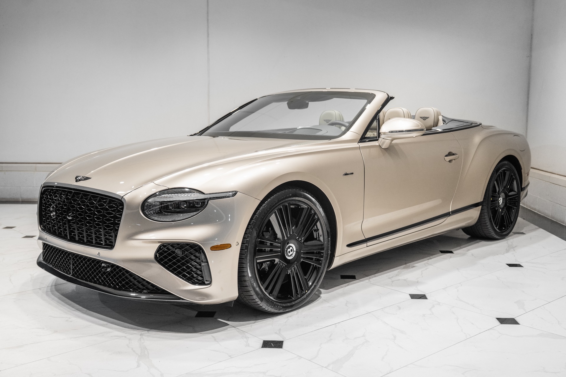 2026 Bentley Continental GTC Azure - Photo 9