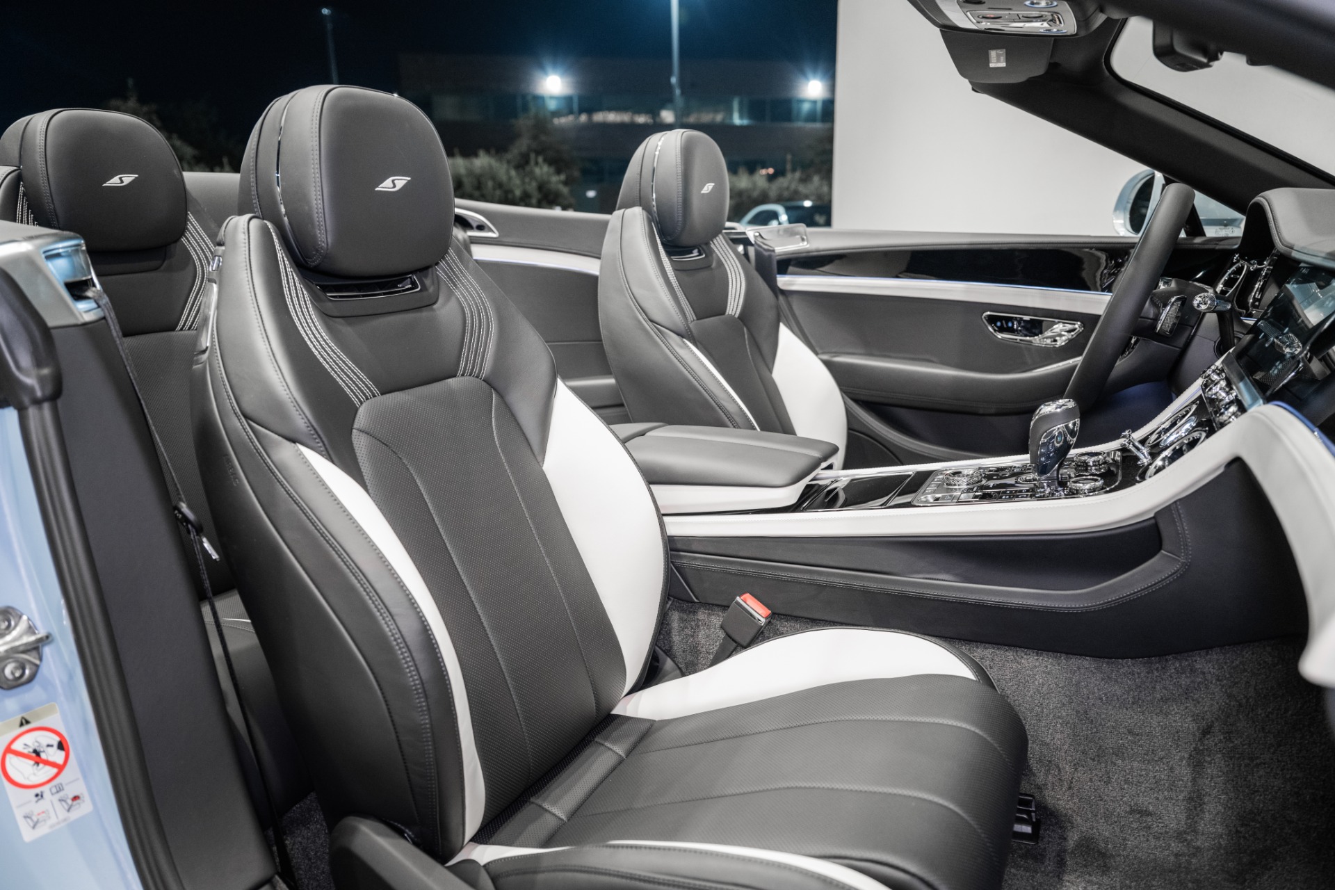 2026 Bentley Continental GTC - Photo 23