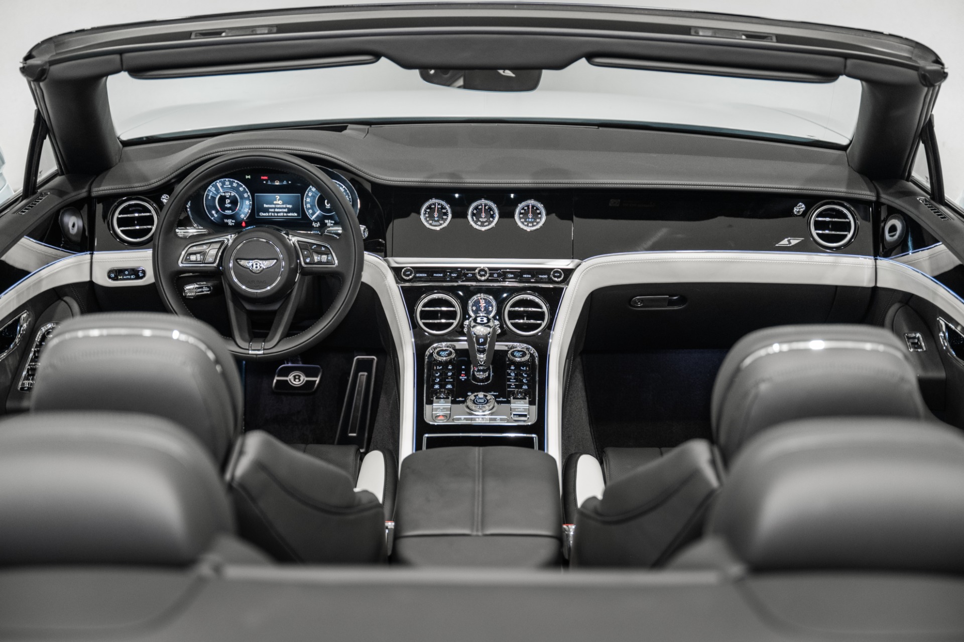 2026 Bentley Continental GTC - Photo 24
