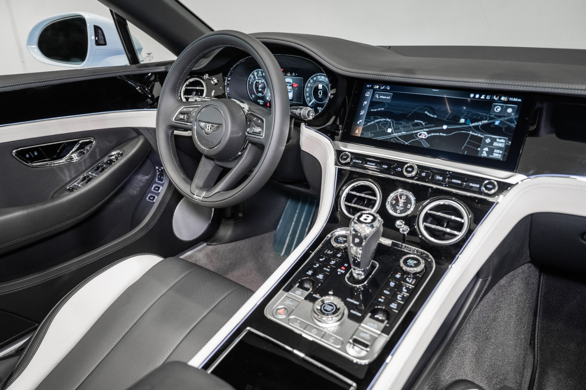 2026 Bentley Continental GTC - Photo 25