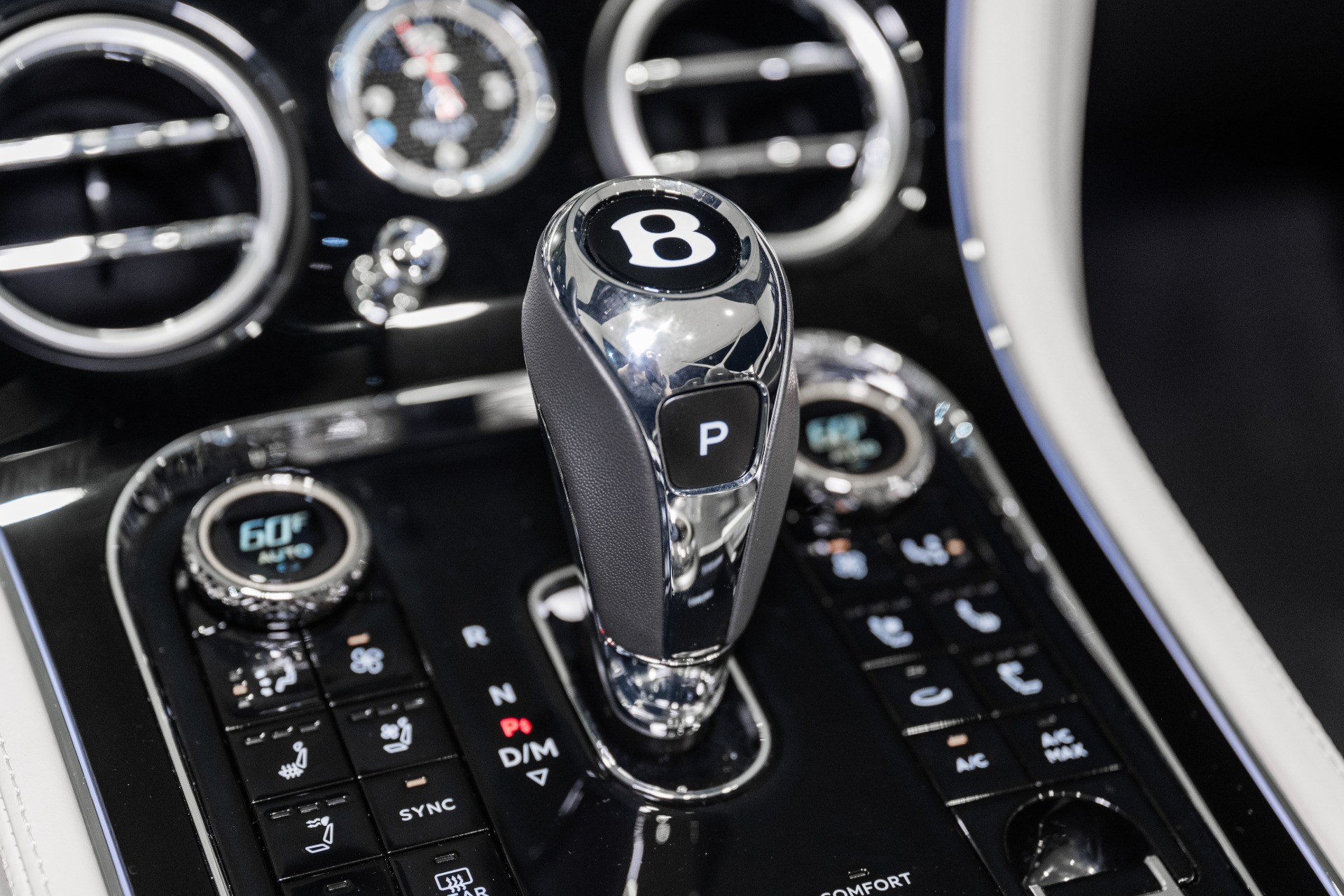 2026 Bentley Continental GTC - Photo 40